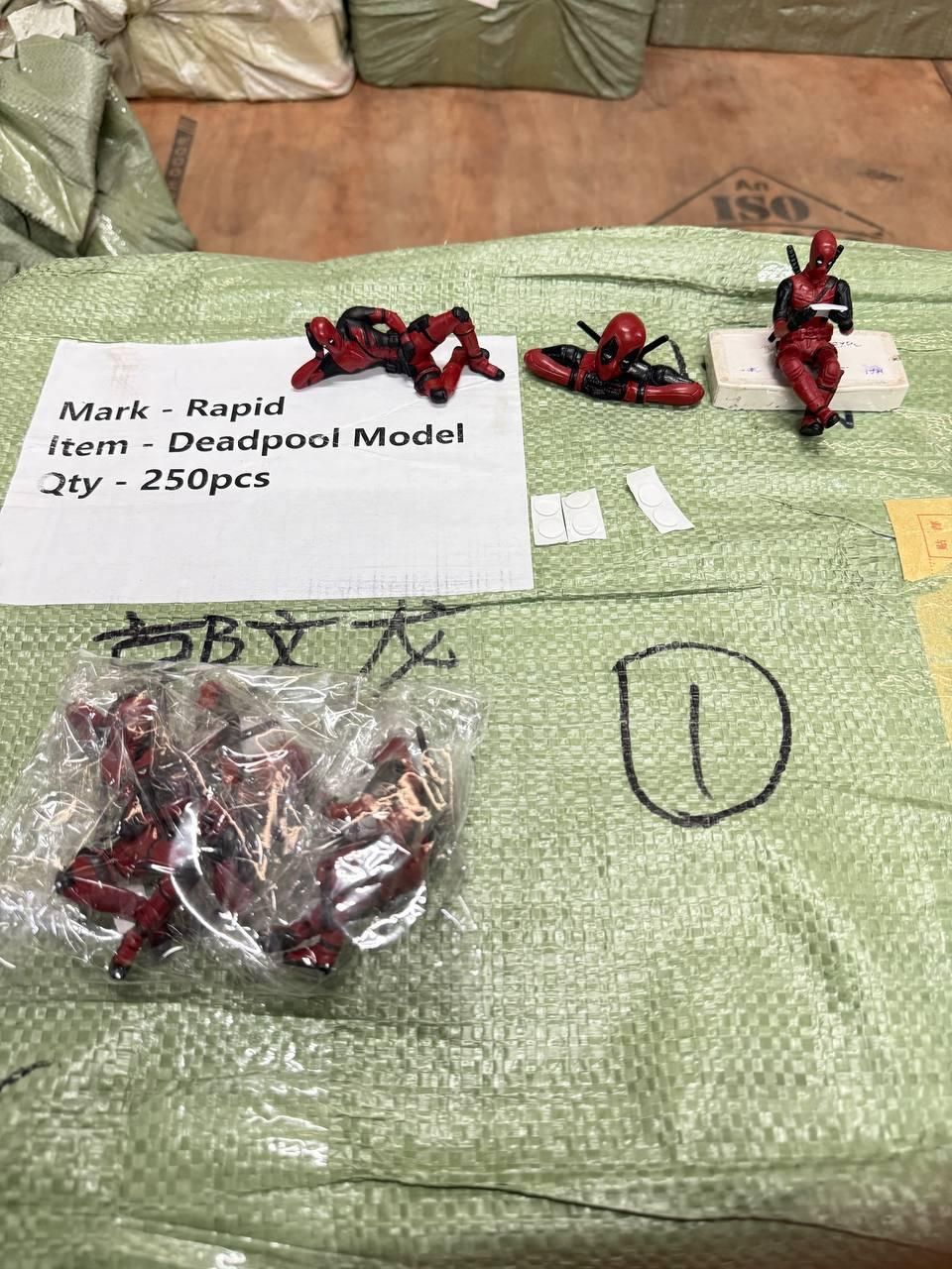 Gifts- Deadpool - Action Figures mkp0fp-jd