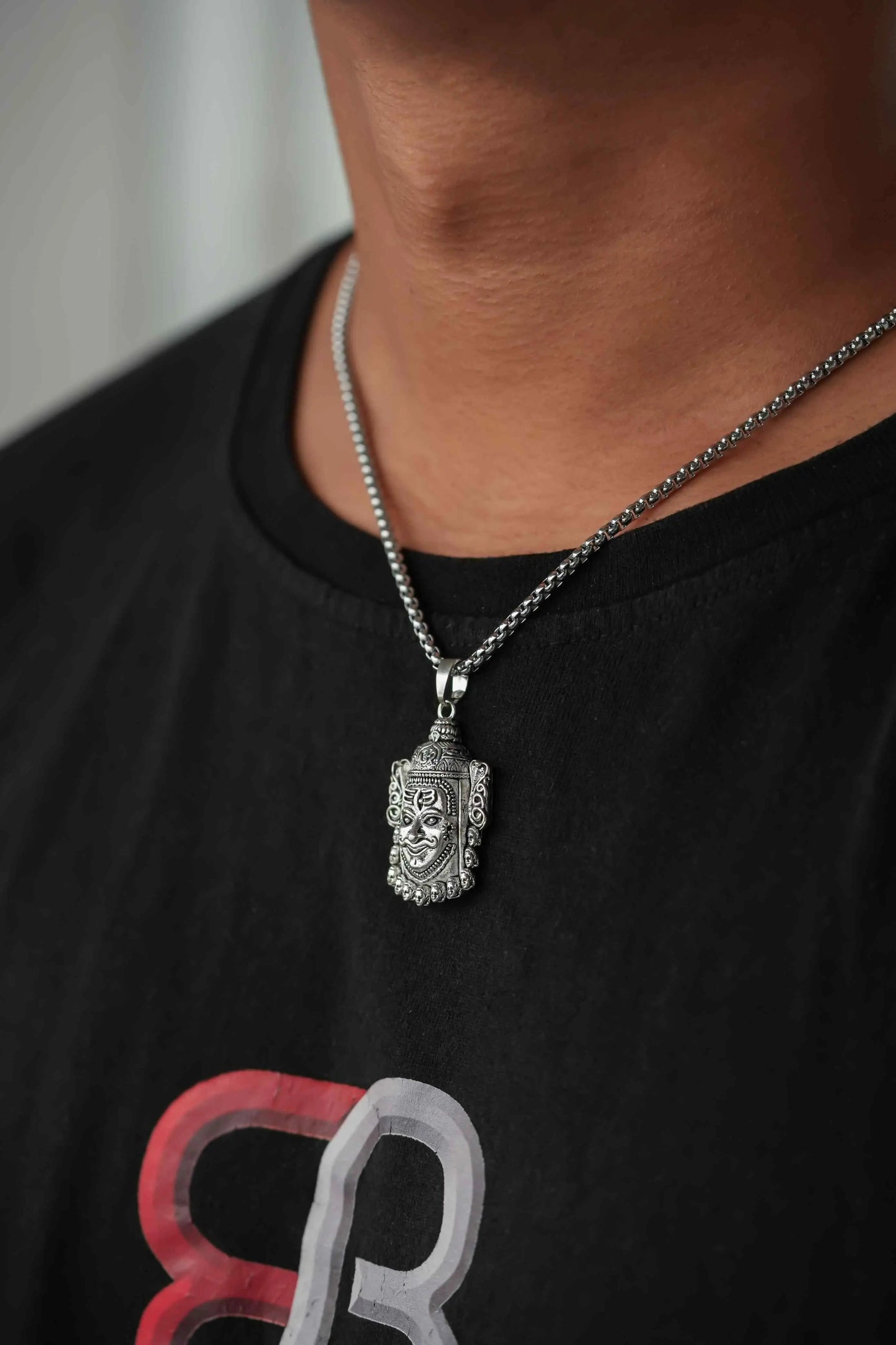 Silver Mahakal Pendant WIth Chain mkp0fp-jd