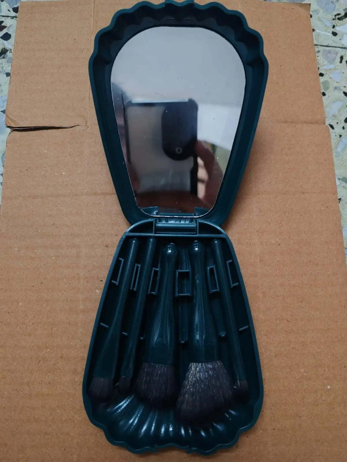 5pcs Soft Bristles with Mirror Case mkp0fp-jd