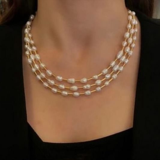 White Traditional Pearl Necklace Set