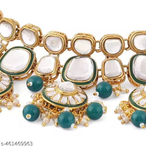 GOLD PLATED KUNDAN STUDDED JEWELLERY SET