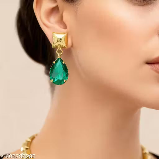 Felisia Anti-Tarnish Emerald Crystal Necklace Set With Earrings