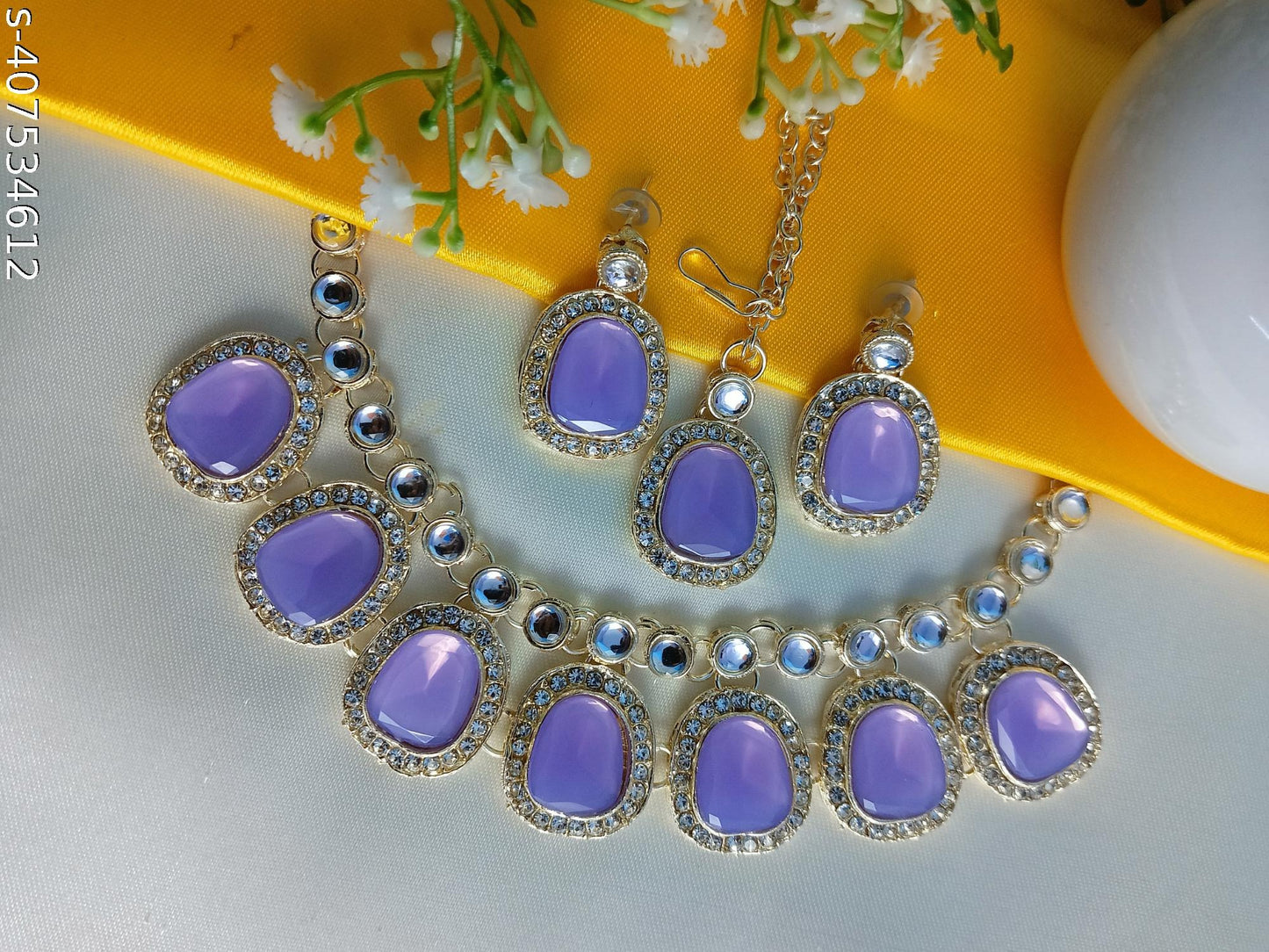 Golden Blossom: Exquisite Kundan Jewellery Set Fully party Wear Set For Stylish Women