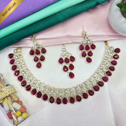 Exquisite Gold-Plated Necklace Set with Square Gemstones and Beads