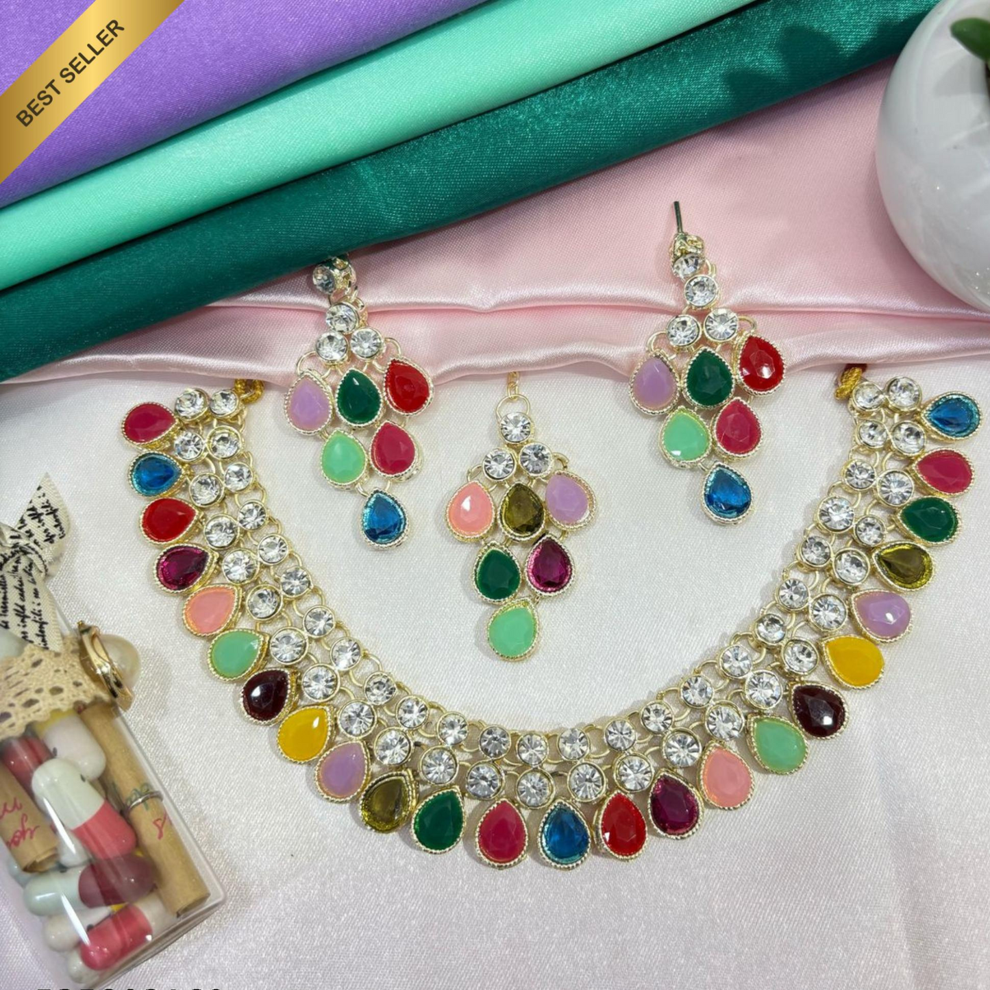 Exquisite Gold-Plated Necklace Set with Square Gemstones and Beads