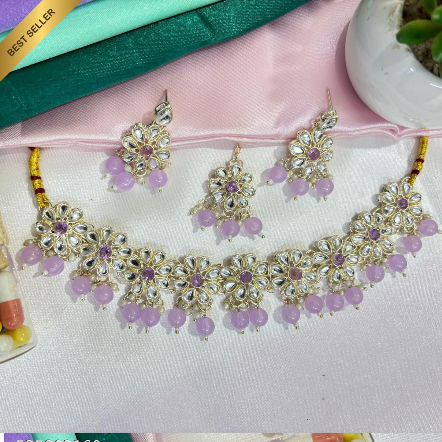 Abhiri Necklace with Dangling Earrings