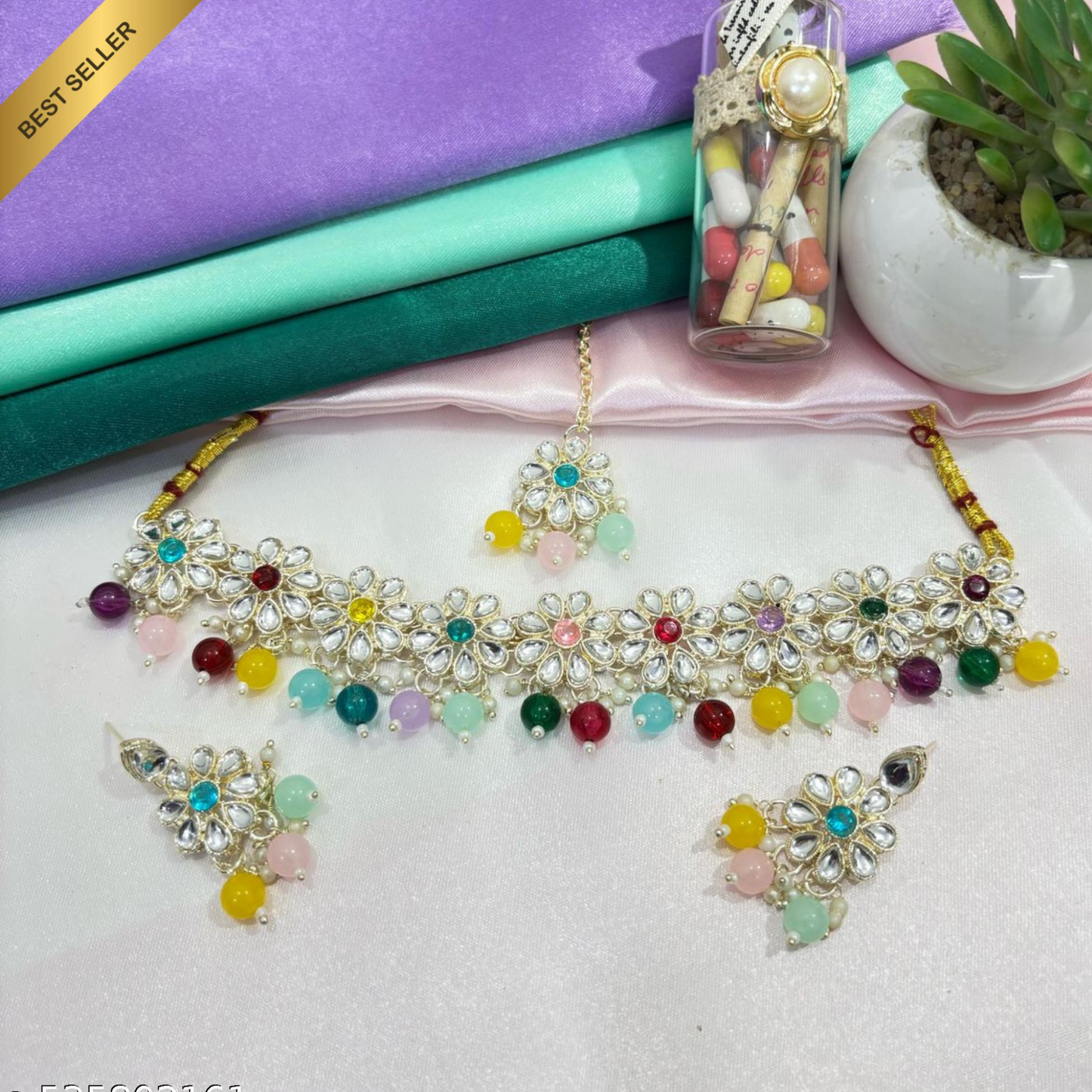 Abhiri Necklace with Dangling Earrings