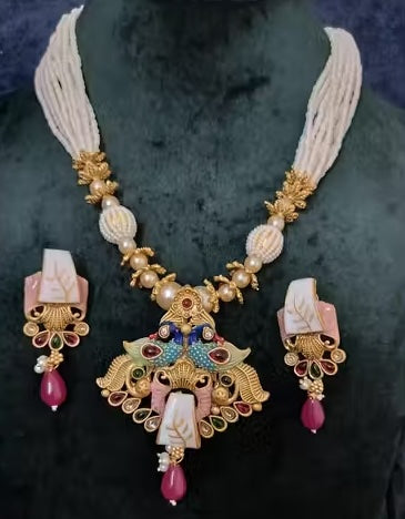 Gold Polish Temple Jewellery Classic Design