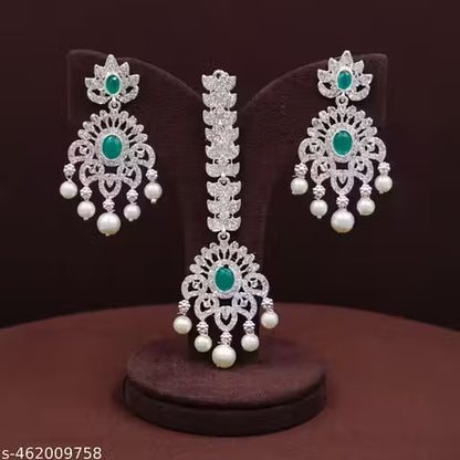 Traditional Green Kundan Necklace and Earring Set