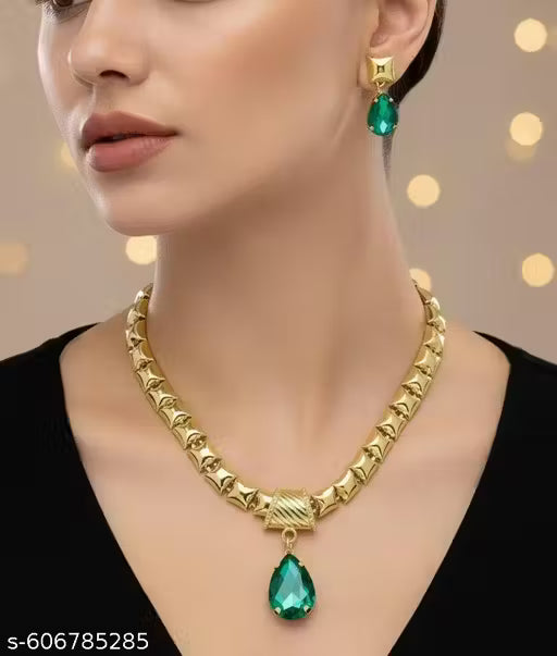 Felisia Anti-Tarnish Emerald Crystal Necklace Set With Earrings